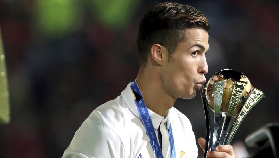 曼联有望以低价签下顶级中场球员，一月份的转会决定已经出炉