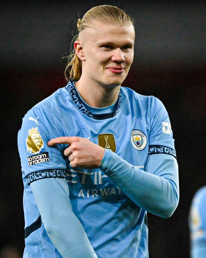 青训球员首次助攻完成精彩配合