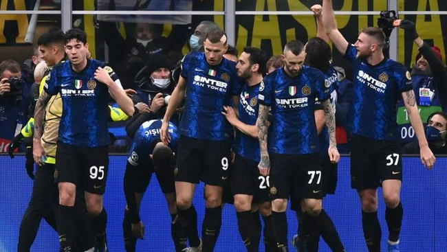 足球周刊：重返国足是刘若钒的愿望，殷切期待完成A级赛首秀（足球周刊：刘若钒盼回归国足，期待迎来A级赛首秀）