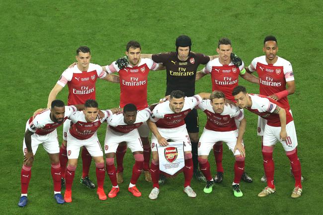 欧冠本周最佳球员候选：马杜埃凯、孔德、德凯特拉雷、格洛赫（欧冠本周最佳球员提名名单：马杜埃凯、孔德、德凯特拉雷、格洛赫）