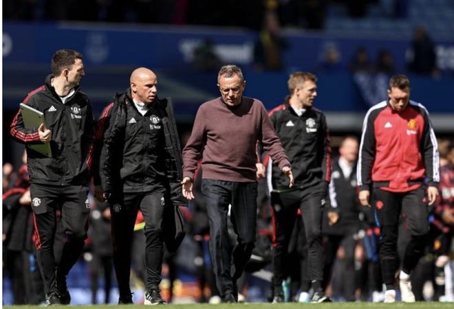 法比奥：他们开玩笑说我拿金靴但冠军挂零，希望在足协杯破零（法比奥：被调侃金靴在手却仍无冠，盼在足协杯迎来首冠）