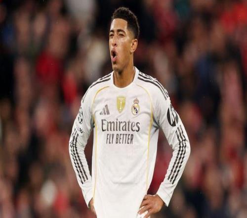 电讯报：纽卡有意引进小将斯密特，该球员非常乐意在一月加盟